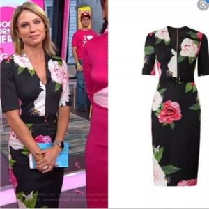 ❌SOLD ❌Ted Baker GILANNO MAGNIFICENT VNECK BODYCON DRESS